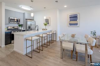 15 S 13th Street 303, Newark, NJ 07107