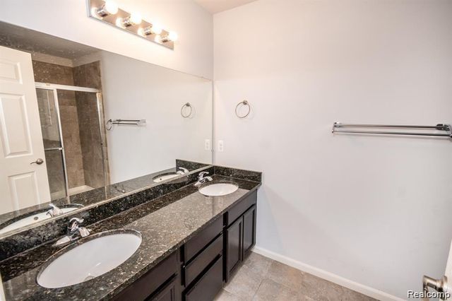 29406 Woodpark Circle, Warren, MI 48092