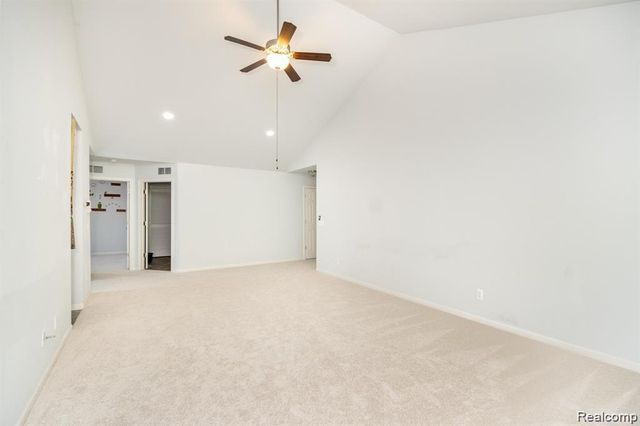 29406 Woodpark Circle, Warren, MI 48092