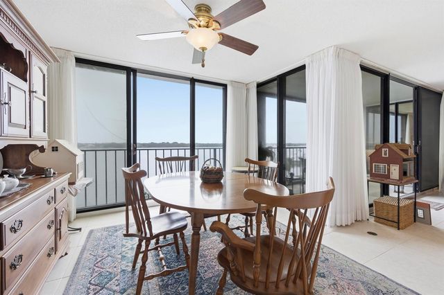 126 Lakeshore Drive 526, North Palm Beach, FL 33408