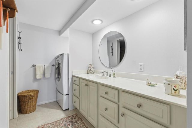 126 Lakeshore Drive 526, North Palm Beach, FL 33408