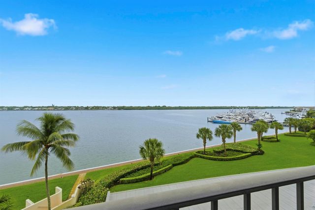 126 Lakeshore Drive 526, North Palm Beach, FL 33408