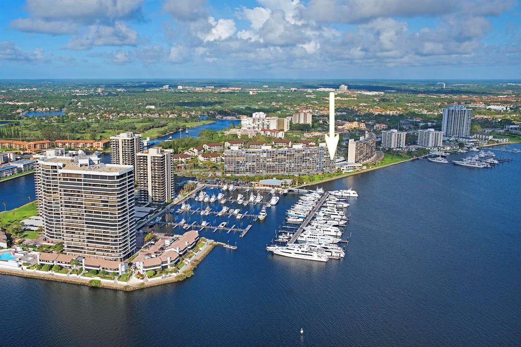 126 Lakeshore Drive 526, North Palm Beach, FL 33408