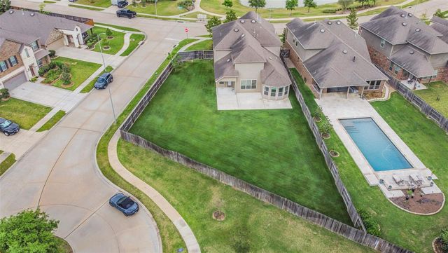 9651 Thimbleweed Drive, Spring, TX 77379