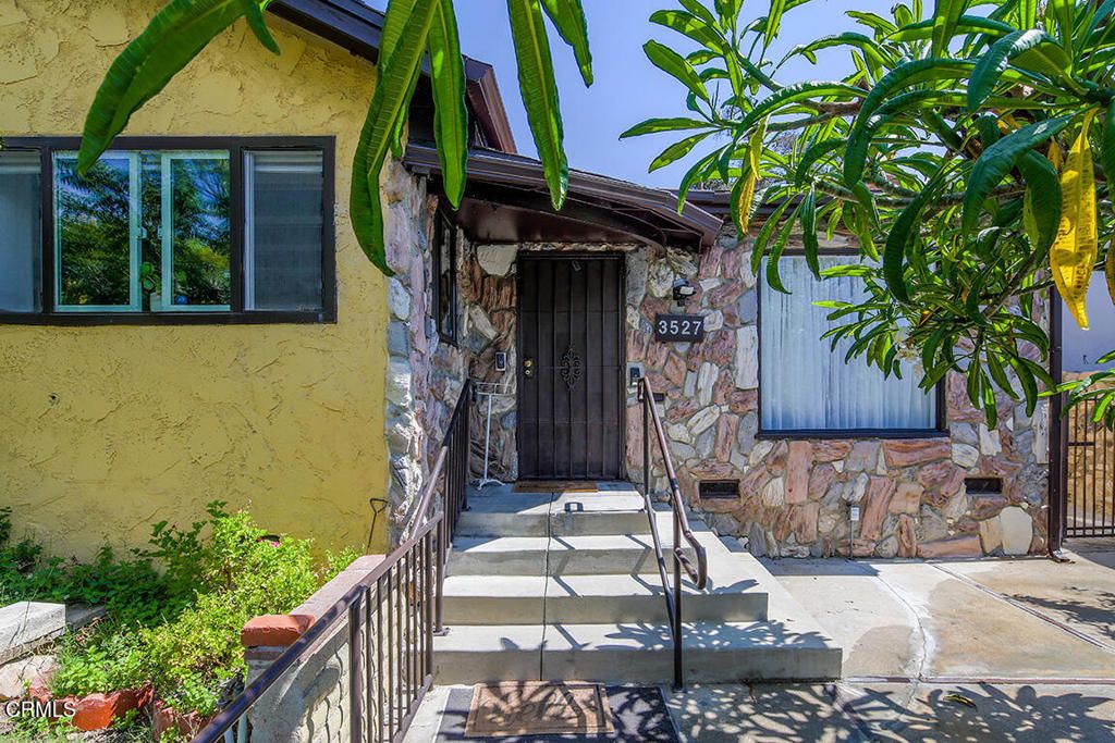 3527 Fairchild Street, Glendale, CA 91214