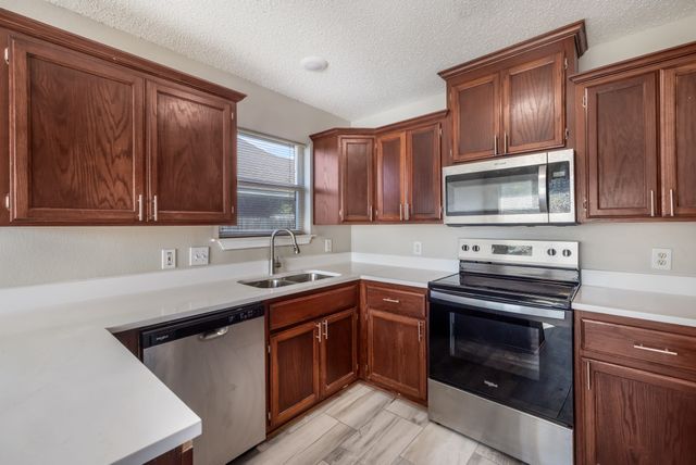 610 Brenna Road, Waxahachie, TX 75165