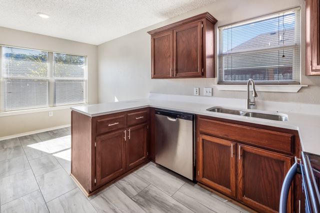 610 Brenna Road, Waxahachie, TX 75165