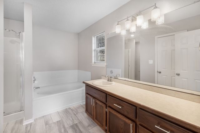 610 Brenna Road, Waxahachie, TX 75165