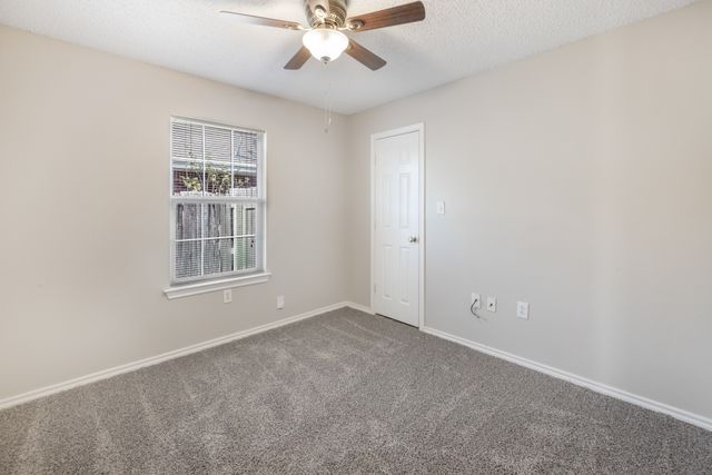 610 Brenna Road, Waxahachie, TX 75165