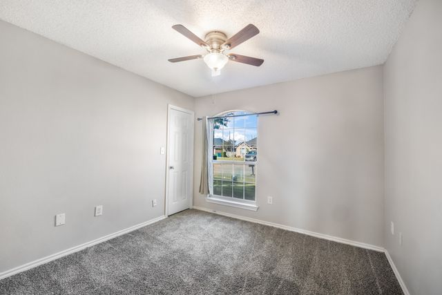 610 Brenna Road, Waxahachie, TX 75165