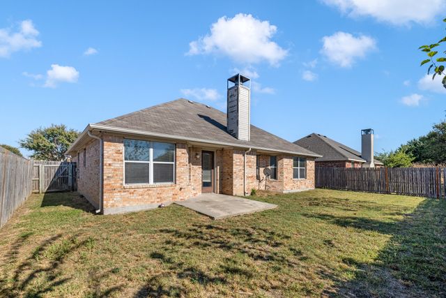 610 Brenna Road, Waxahachie, TX 75165