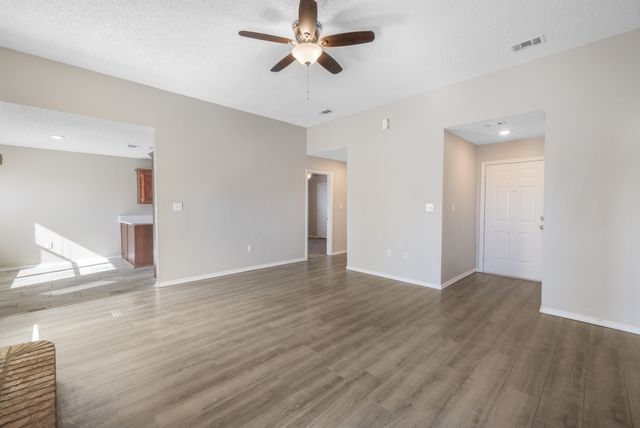 610 Brenna Road, Waxahachie, TX 75165