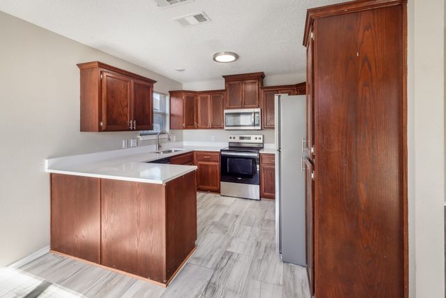 610 Brenna Road, Waxahachie, TX 75165