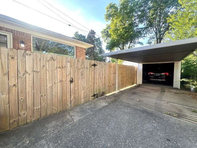 3704 CHARLESWOOD AVE, Memphis, TN 38122