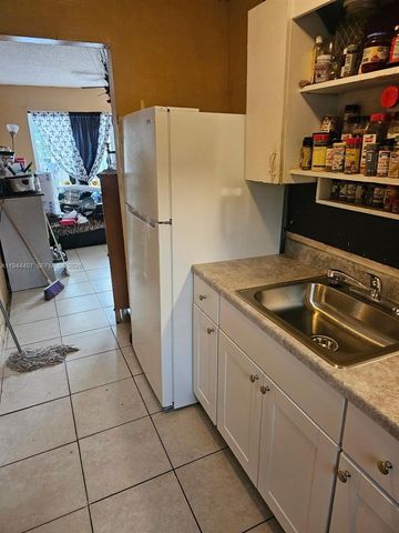 1255 NW 27th Ave, Fort Lauderdale, FL 33311