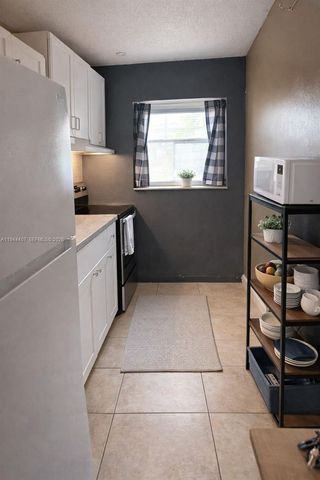 1255 NW 27th Ave, Fort Lauderdale, FL 33311