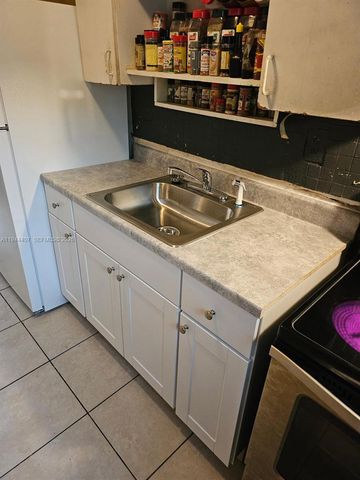 1255 NW 27th Ave, Fort Lauderdale, FL 33311