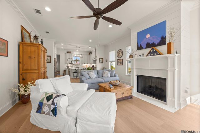 744 Conway Village Blvd, Gonzales, LA 70737
