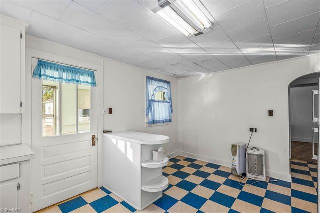 2450 E US HIGHWAY 64, Mocksville, NC 27028