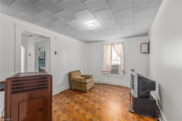 2450 E US HIGHWAY 64, Mocksville, NC 27028