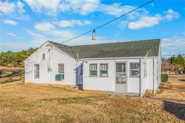 2450 E US HIGHWAY 64, Mocksville, NC 27028