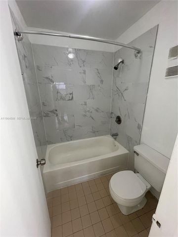 9700 Hammocks Blvd 204, Miami, FL 33196