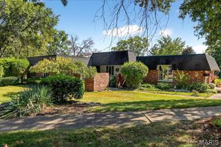 12432 Quatre Drive, Florissant, MO 63033