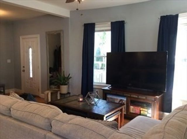 65 Independence Ave 1, Quincy, MA 02169