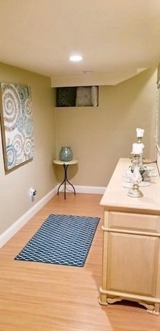 65 Independence Ave 1, Quincy, MA 02169