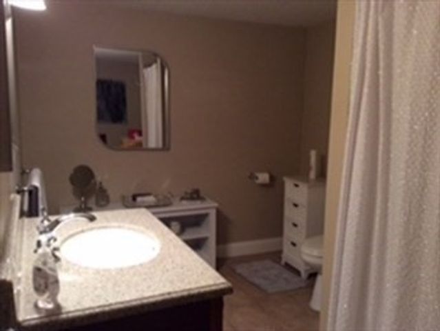 65 Independence Ave 1, Quincy, MA 02169