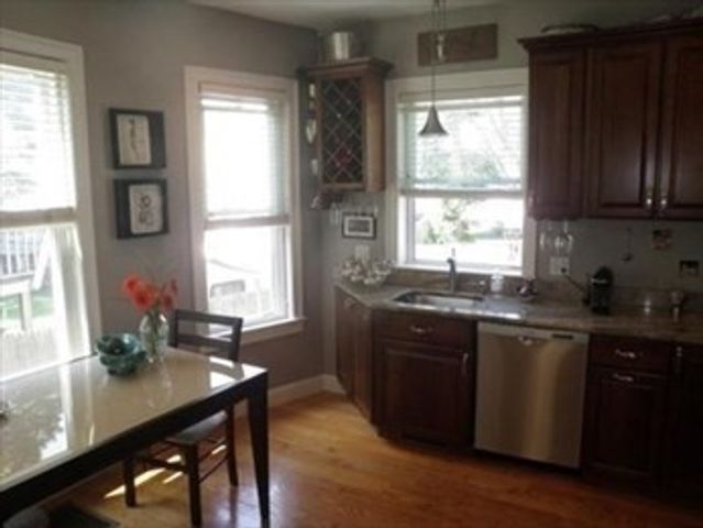 65 Independence Ave 1, Quincy, MA 02169