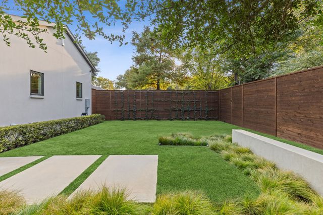 4447 Taos Road, Dallas, TX 75209