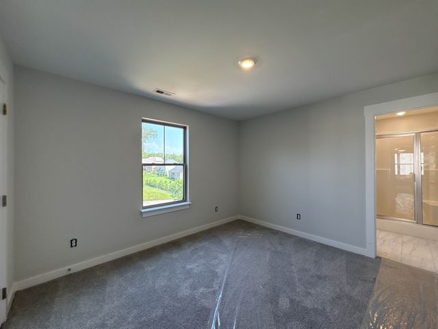 503 Claire Ct, Lebanon, TN 37087