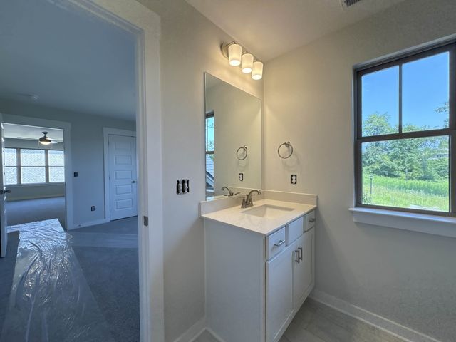 503 Claire Ct, Lebanon, TN 37087