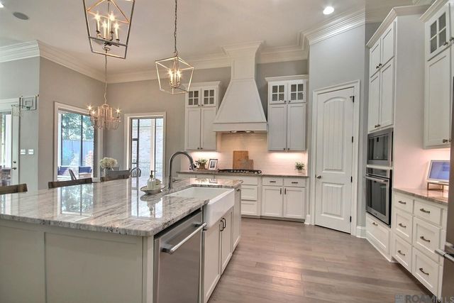 26120 St Germain Ct, Denham Springs, LA 70726