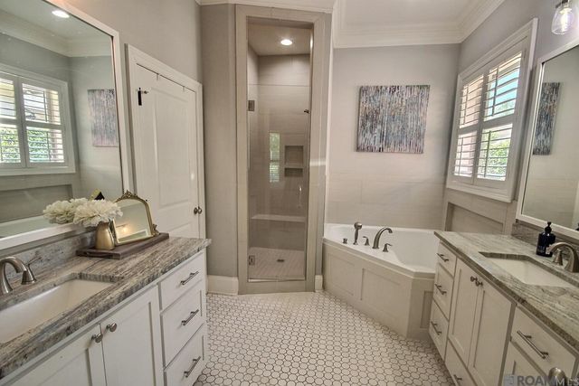 26120 St Germain Ct, Denham Springs, LA 70726