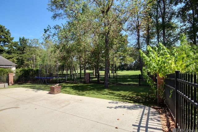 26120 St Germain Ct, Denham Springs, LA 70726