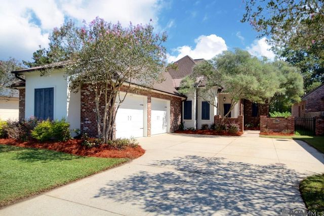 26120 St Germain Ct, Denham Springs, LA 70726