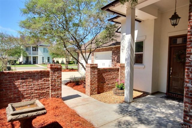 26120 St Germain Ct, Denham Springs, LA 70726
