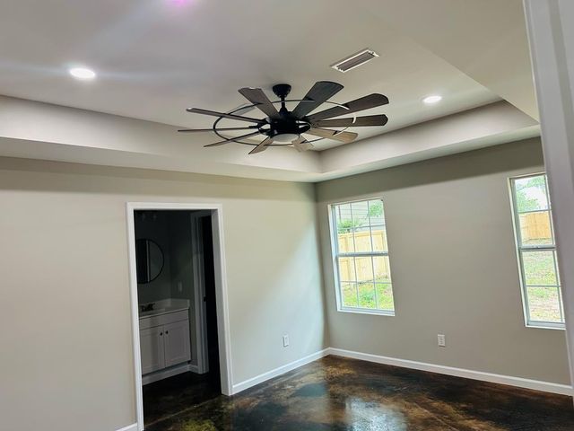 848 South Holland St, Slocomb, AL 36375