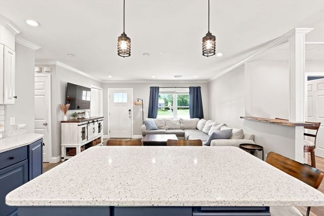 36 Monroe Rd, Hanover, MA 02339
