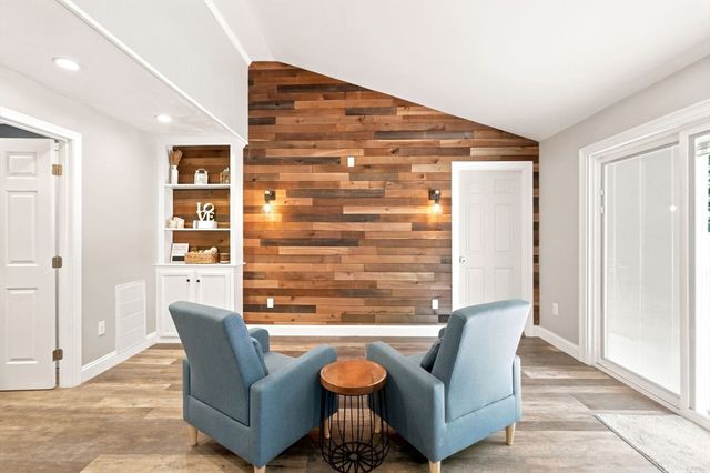 36 Monroe Rd, Hanover, MA 02339