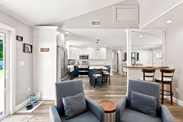36 Monroe Rd, Hanover, MA 02339