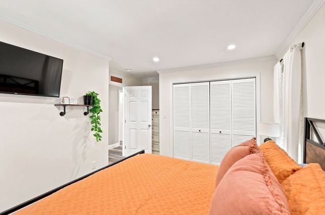 36 Monroe Rd, Hanover, MA 02339