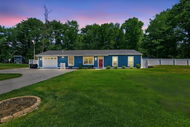 36 Monroe Rd, Hanover, MA 02339