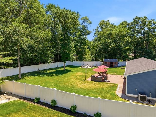 36 Monroe Rd, Hanover, MA 02339