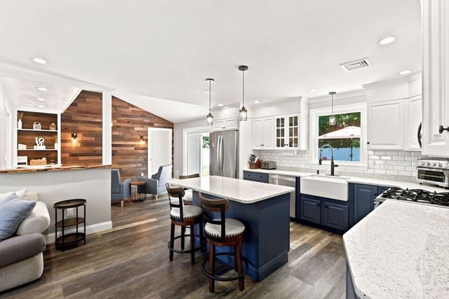 36 Monroe Rd, Hanover, MA 02339