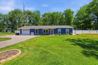 36 Monroe Rd, Hanover, MA 02339