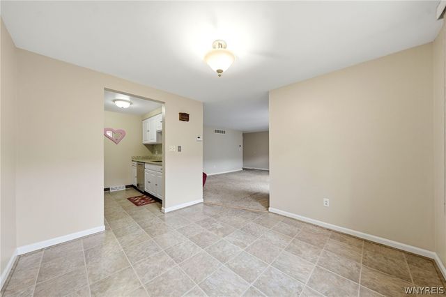 60 Groton Drive 2, Amherst, NY 14228