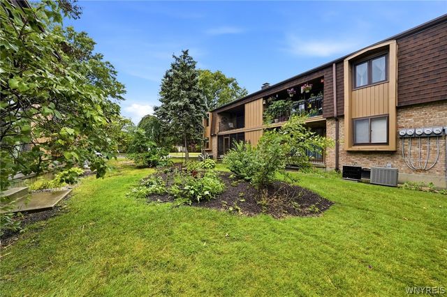 60 Groton Drive 2, Amherst, NY 14228